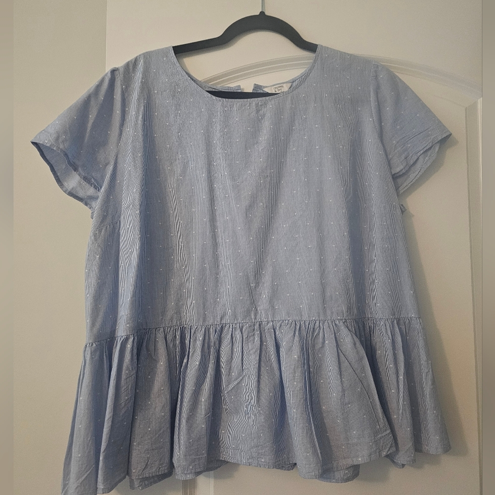 Crown And Ivy  Women's Top